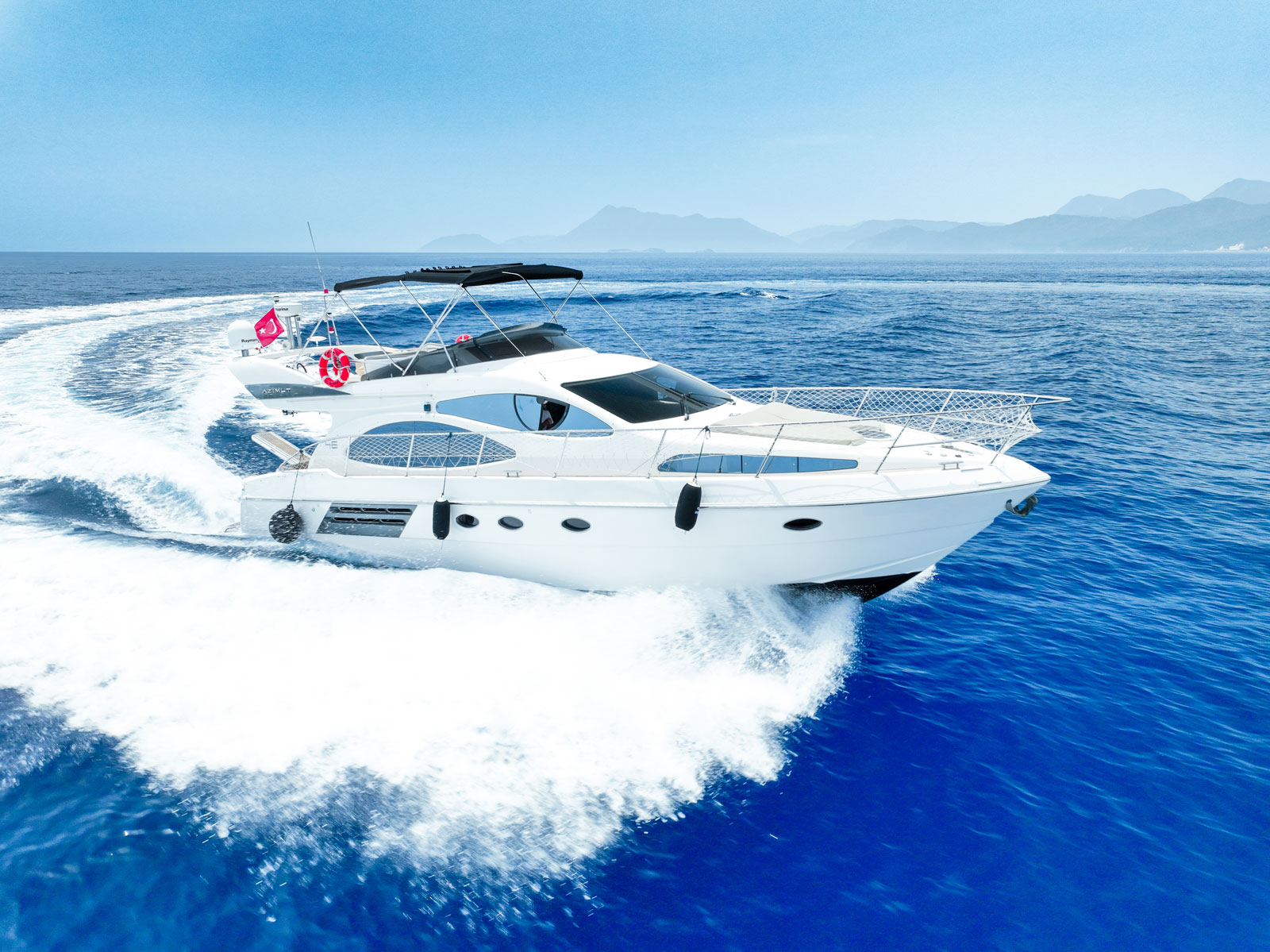 Azimut 46